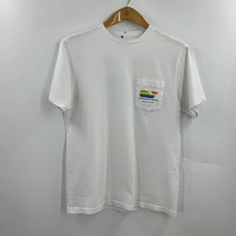 Vineyard Vines Women's Pride San Francisco Whale Short Sleeve Pocket Tee Size S